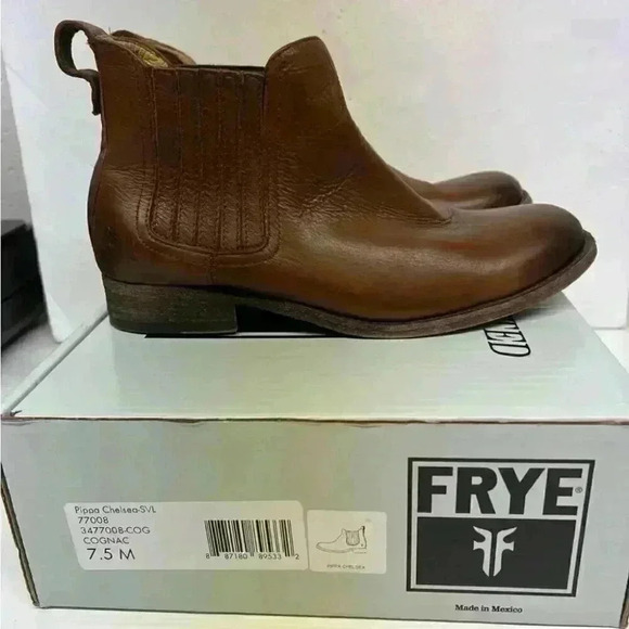 Frye Chelsea Pippa boots - Picture 1 of 1